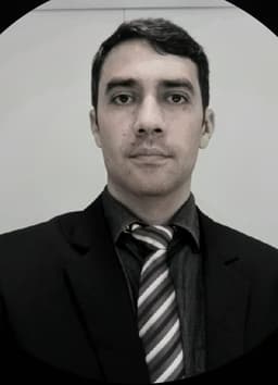 Prof. Vander José Resende Oliveira